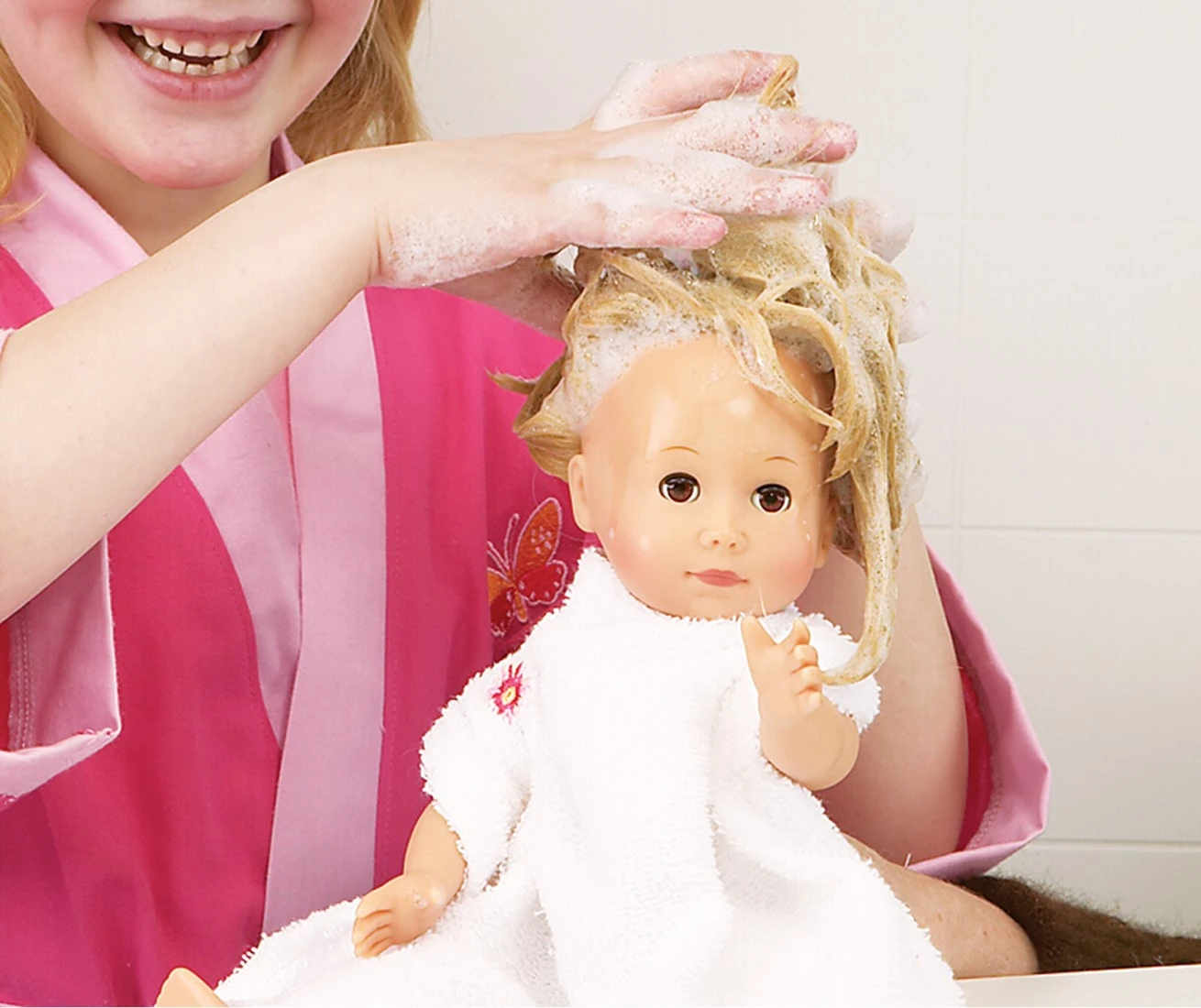 Götz 1613026 Just Like Me - Mia Reitet Aus Puppe - 27 Cm Große Stehpuppe Mit Blonden Haaren, Pony Und Blauen Schlafaugen - Für Kinder Ab 3 Jahren 6 Götz 1613026 Just Like Me - Mia Reitet Aus Puppe - 27 Cm Große Stehpuppe Mit Blonden Haaren, Pony Und Blauen Schlafaugen - Für Kinder Ab 3 Jahren – Bild 4