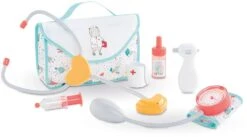 Corolle 9000141050 Mon Grand Poupon 36-42cm Großes Doktorset / 7 Teile / Mit Blutdruckmessgerät / Spritze Und Stethoskop Mit Funktion / Für Alle 36-42cm Puppen / Für Kinder Ab 2 Jahren Geeignet