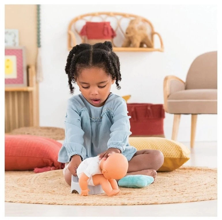 Corolle Mon Premier Poupon Babytöpfchen & Babytücher Babypuppe 30/36 Cm 4 Corolle Mon Premier Poupon Babytöpfchen & Babytücher Babypuppe 30/36 Cm – Bild 2