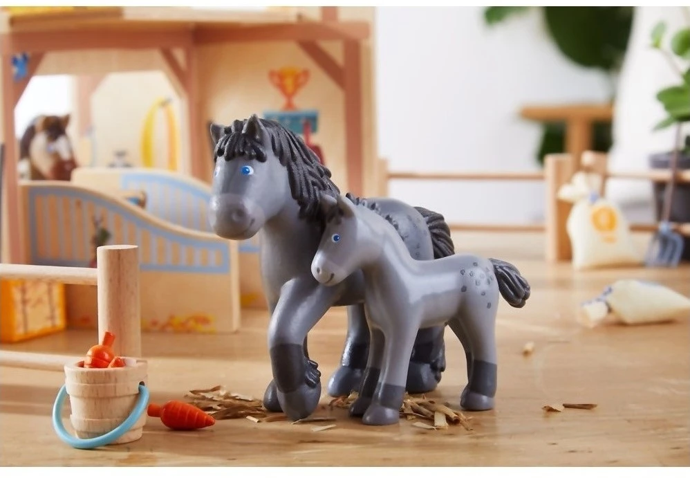 HABA Little Friends - Pferd Cassandra Und Fohlen Cleo 5 HABA Little Friends - Pferd Cassandra Und Fohlen Cleo – Bild 3