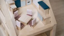 Plan Toys PlanToys Holzspielzeug Esszimmer-Orchard -Corolle Verkaufsgeschäft plantoys holzspielzeug esszimmer orchard 3